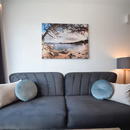 Rentplanet - Kasprowicza Apartment *